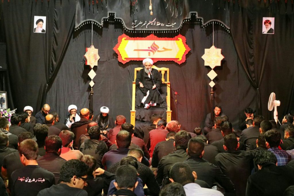 برخي از برنامه هاي دهه اول محرم